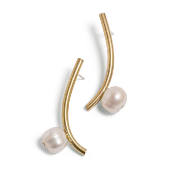 iloni jewellery - slide earrings with culture pearls - Shopfox
