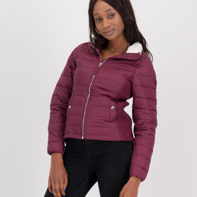 GiLo Lifestyle Ladies Burgundy Wine Short Puffer Jacket (Faux fur in collar) front - Shopfox