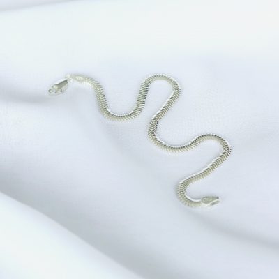 Maiden Stone - Boa Bracelet - Shopfox