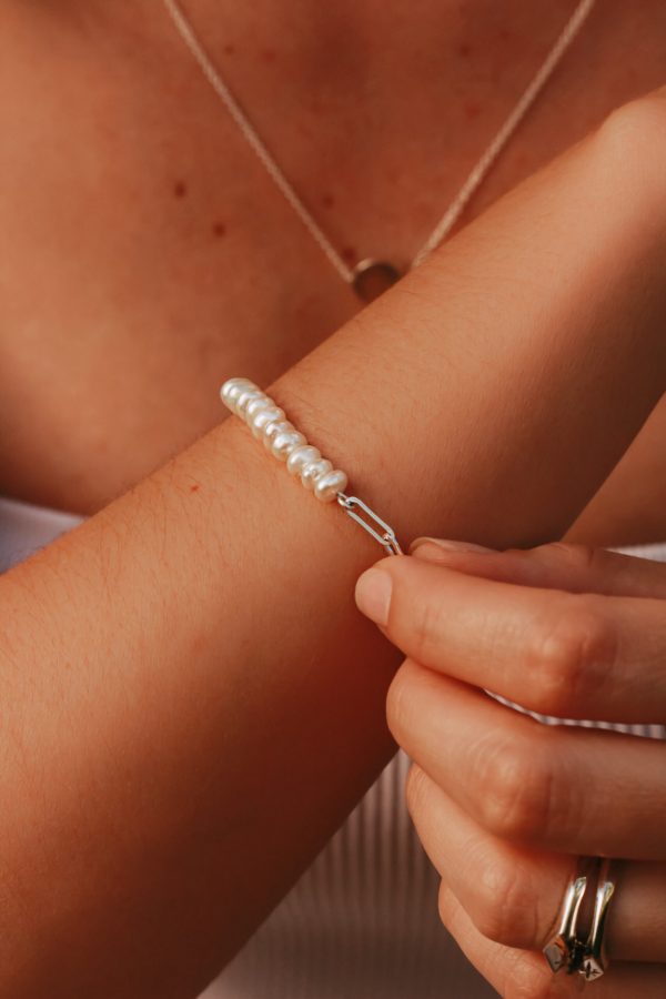 Maiden Stone - Stacked Pearl bracelet - silver - Shopfox