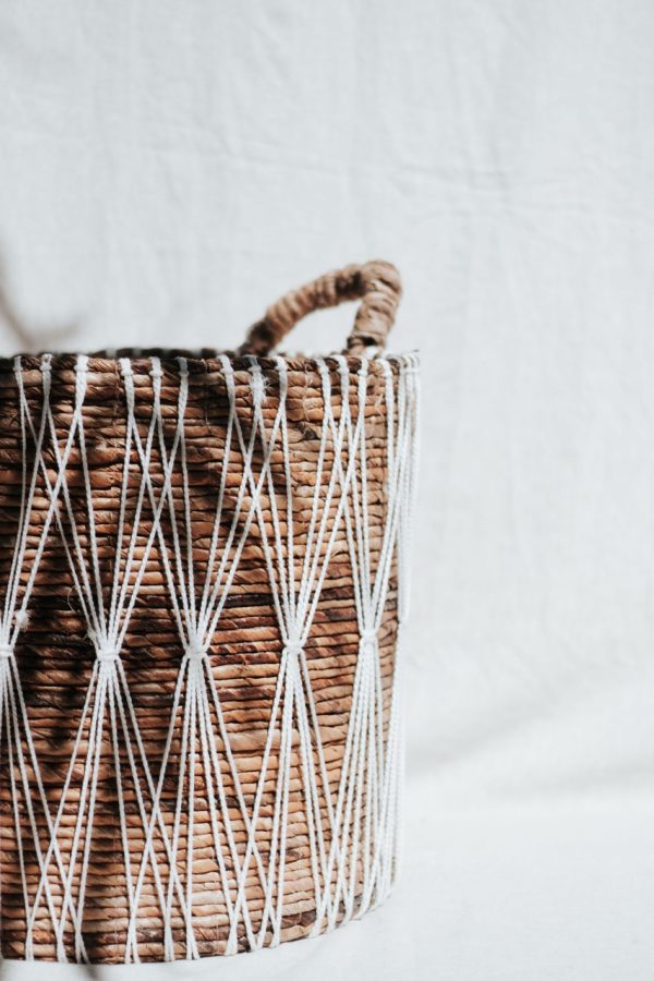 Love Your Home - Woven basket with white string - Shopfox