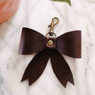 Wanderer Handcrafted Leather - Leather Bow Keychain - Dark Brown - Shopfox