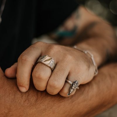 Verus Fine Jewellery - Dry Riverbed Signet Ring - Shopfox
